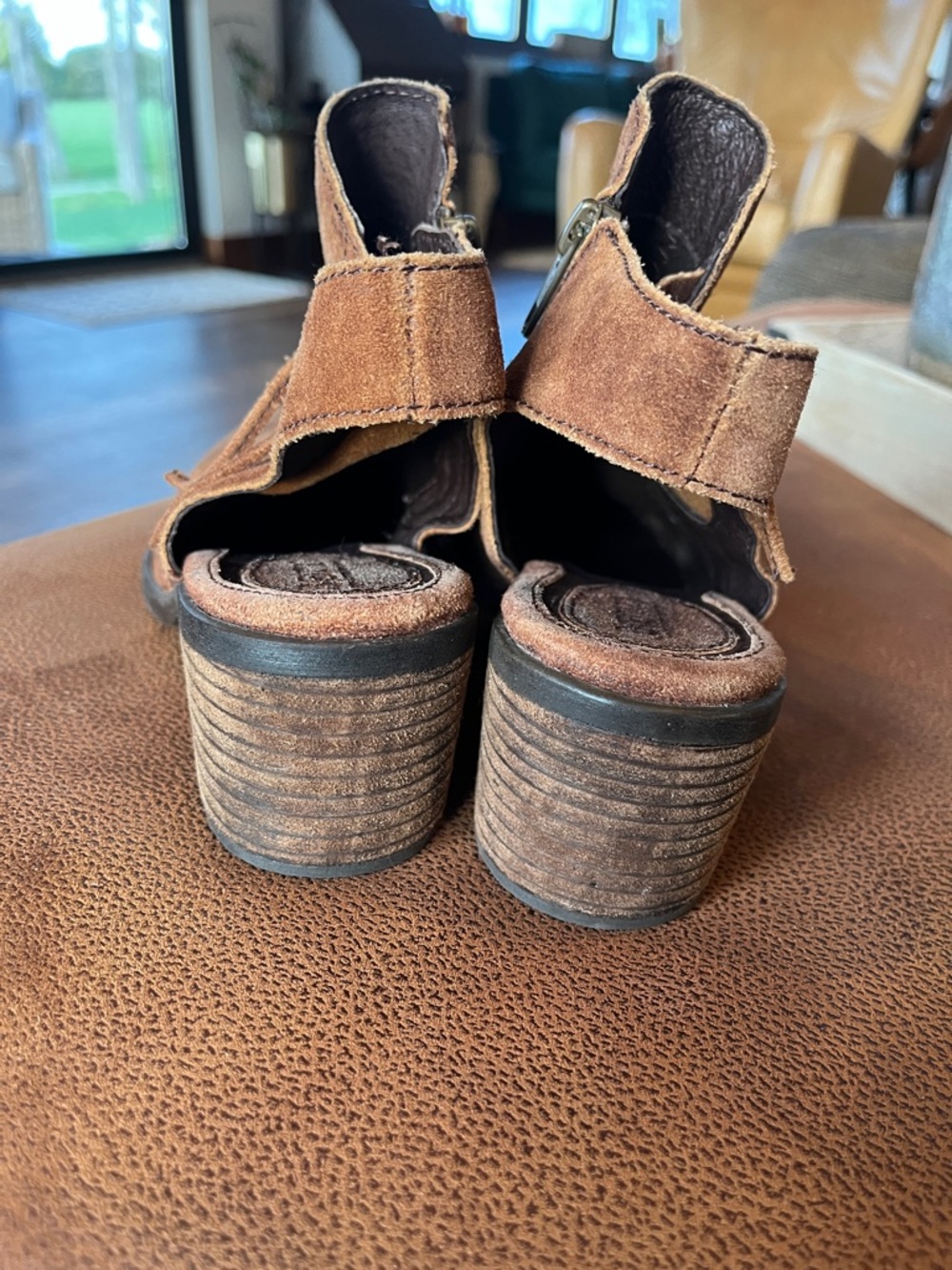 Born Women's Margrit Brown Suede Ankle Booties - Picture 3 of 7